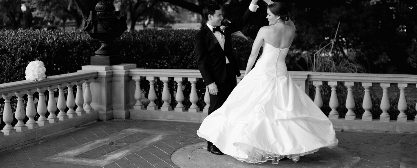 Jenny McCann Dallas film photographer at the Aldredge House wedding.