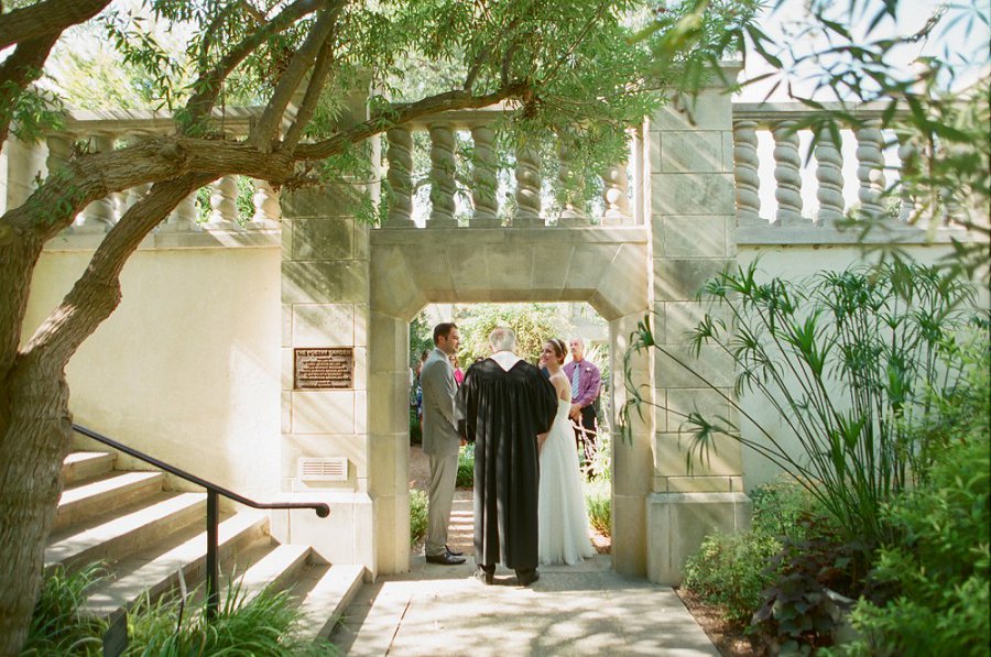 Elopement at the Dallas Arboretum by Jenny McCann.
