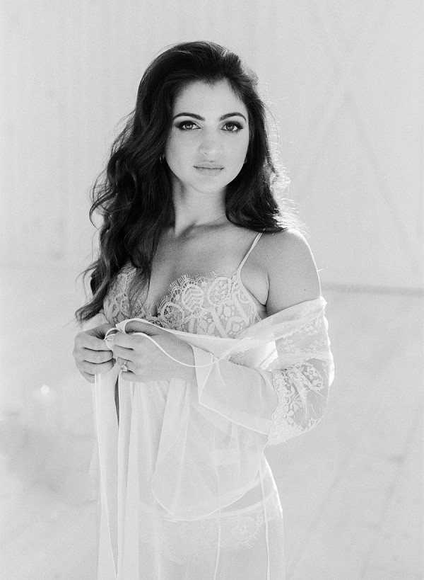 Dallas boudoir at white sparrow barn by Jenny McCann.